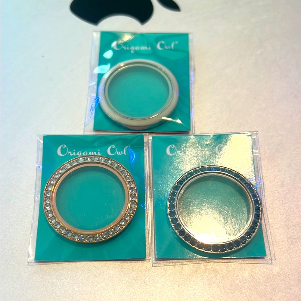 Origami Owl Silver and Rose Gold Swarovski crystal locket face interchangeable